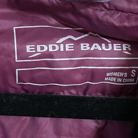 Eddie Bauer Cirruslite 2.0 Women’s Small down parka - Picture 2 of 3